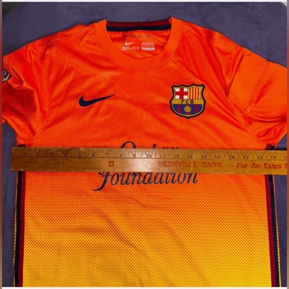 FC Barcelona Long Sleeve Soccer Jersey 2012-13 Orange and Yellow Nike Rare - Picture 10 of 10